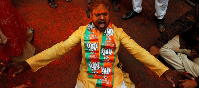 इन चुनावों में बीजेपी हिंदू वोटों के अलावा किस तबके को रिझाने में कामयाब होगी, इस बात से नतीजे तय होंगे.
