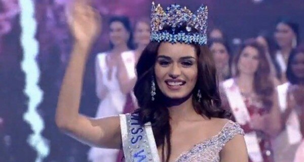 लड़कियों सामन्य ज्ञान जांचने से पहले ही कद में कम, मोटी, टेढ़े दांत या मोटी नाक वाली लड़कियों को अलग कर दिया जाता है.