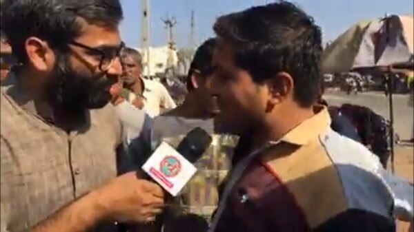 ताहिर पटेल पूछते हैं कि यदि जीएसटी से इतना फायदा हो रहा था तो सरकार ने दरें क्यों कम की?