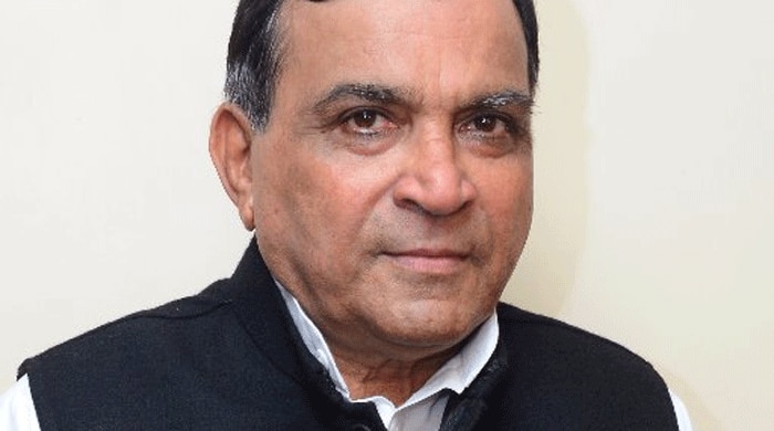 सी के राउलजी का दल-बदल का पुराना रेकॉर्ड रहा है. इस बार चुनाव से पहले वो कांग्रेस छोड़कर बीजेपी में आ गए थे.