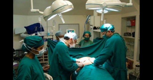 सिजेरियन के मामलों में ज्यादातर ज्योतिषों की सलाह पर होते हैं.