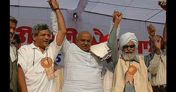 अमृतसर में एक सभा के दौरान हरकिशन सिंह सुरजीत (फोटो: राजीव शर्मा)