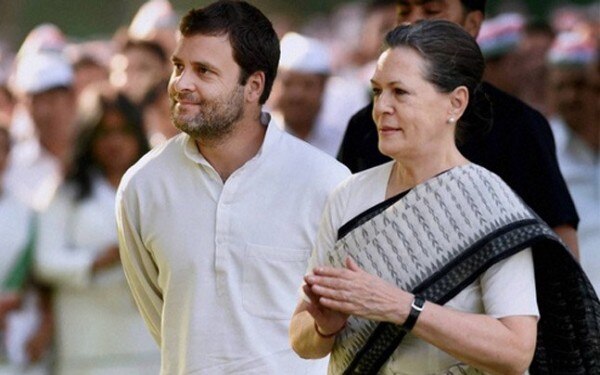 राहुल गांधी और सोनिया गांधी