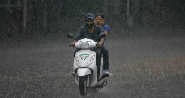 couple on bike