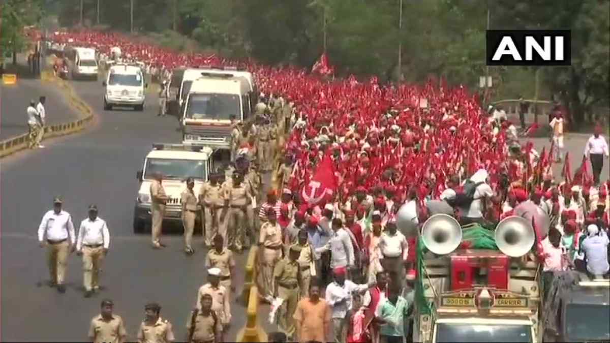 किसानों के इस बड़े मार्च की अगुआई 'हाशिए' पर ढकेल दिया गया लेफ्ट कर रहा है.