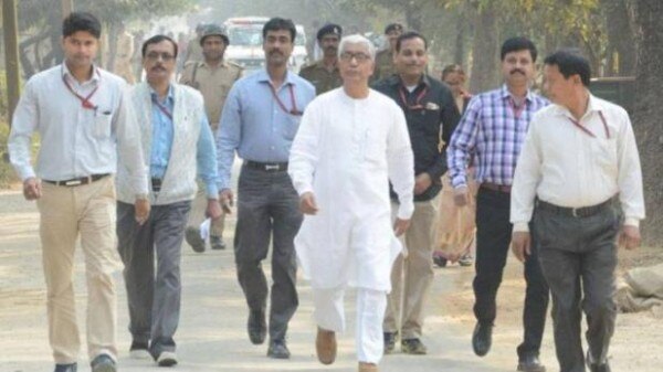 ढह गए गढ़ को फिर से खड़ा करना माणिक सरकार के सबसे बड़ी चुनौती है