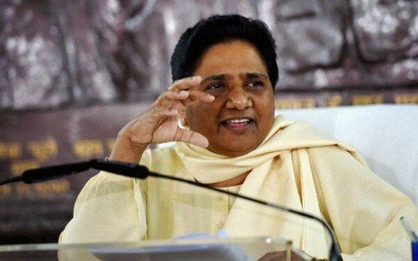 मायावती के निशाने पर शिवपाल, यादव वोट और ईवीएम हैं, जिनकी वजह से मनमाफ़िक चुनाव परिणाम नहीं आए.