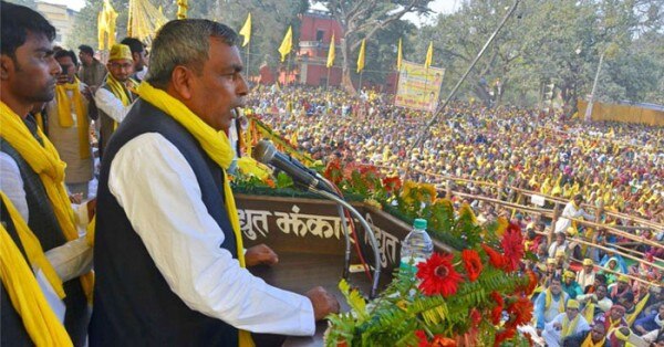 राजभर के बगावती तेवरों के बाद से बीजेपी नेता भी उन पर कई आरोप लगा चुके हैं