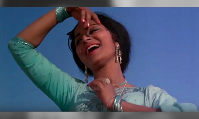 वहीदा रहमान - अपने ही बस में नहीं मैं