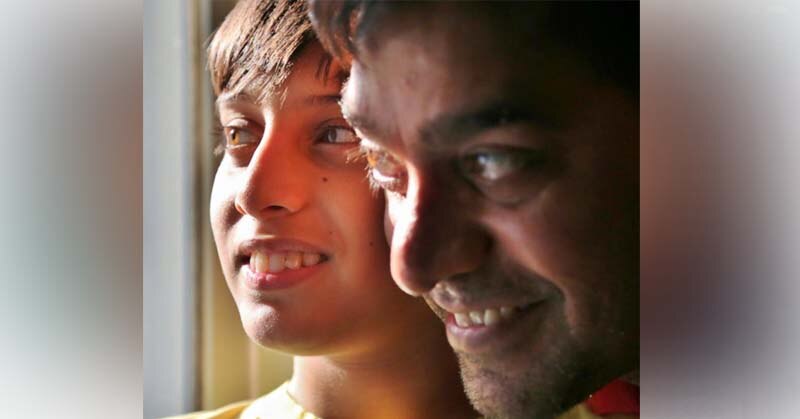 बड़े बेटे शौर्यमान के साथ आशुतोष