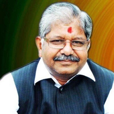 धरमलाल कौशिक.
