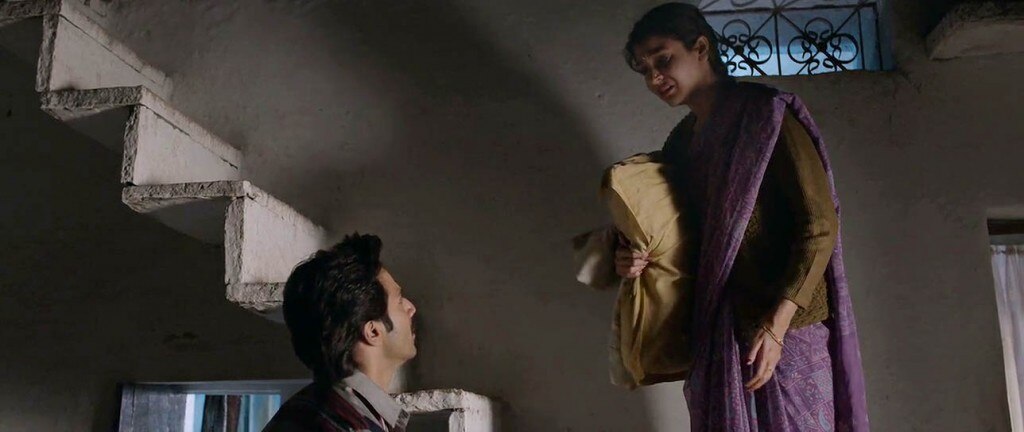 "रोज़ डोगी बनाते हैं क्या आपको?" - ममता (मौजी से)