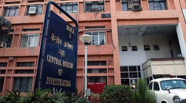CBI को एक डायरी मिली थी. इस डायरी में कई अधिकारियों, नेताओं और बैंक कर्मचारियों को रिश्वत देने की बातें लिखी हुई थीं. CBI को एक डायरी मिली थी. इस डायरी में कई अधिकारियों, नेताओं और बैंक कर्मचारियों को रिश्वत देने की बातें लिखी हुई थीं.