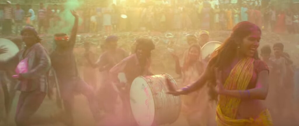 ये वाला गाना मस्त है.