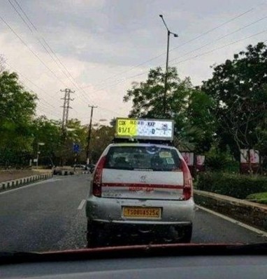तस्वीर हैदराबाद की बताई जा रही है. किसी रेडिट यूज़र ने इसे पोस्ट किया. अब हर कहीं वायरल हो रही है. (साभार- रेडिट)