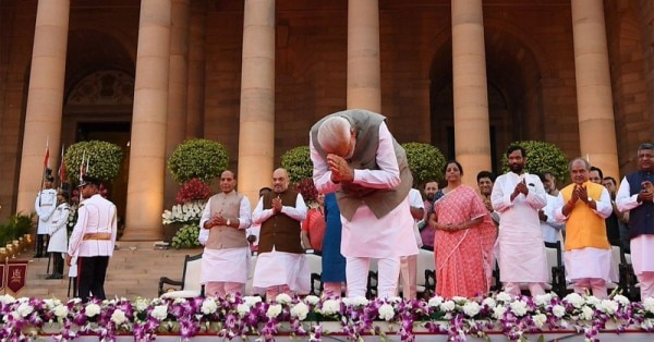 मई, 2019 में बीजेपी दोबारा सत्ता में आ गई. कांग्रेस हार गई और इसी के साथ रफाल का मुद्दा भी खत्म हो गया.