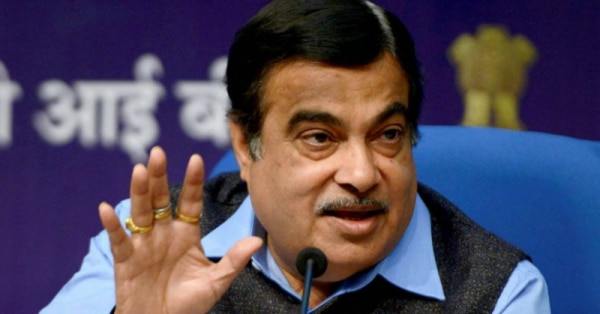 25 अक्टूबर 2017 को केंद्रीय मंत्री नितिन गडकरी ने भारतमाला प्रोजेक्ट का एलान किया था. (फोटो: पीआईबी) 25 अक्टूबर 2017 को केंद्रीय मंत्री नितिन गडकरी ने भारतमाला प्रोजेक्ट का एलान किया था. (फोटो: पीआईबी)