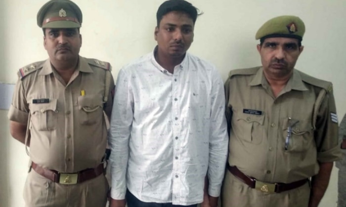 आरोपी सैलून मालिक वसीम को सोमवार सुबह पुलिस ने अरेस्ट किया