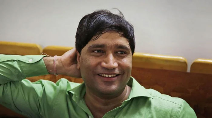 संजीव चतुर्वेदी हरियाणा वन विभाग में अधिकारी थे. वहां उन्होंने करप्शन से जुड़े कई मामले खोले. हुड्डा सरकार ने कई बार तबादला किया उनका (फोटो: PTI)