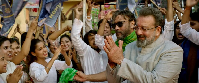जैकी भी संजय से कहीं कम नहीं दिखाई दे रहे हैं