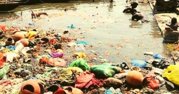 भारत को 'केवल एक बार इस्तेमाल की जाने वाली प्लास्टिक' से मुक्त करने के लिए, किए जाने वाले जन आन्दोलन के लिए गांधी जयंती को चुना गया है.