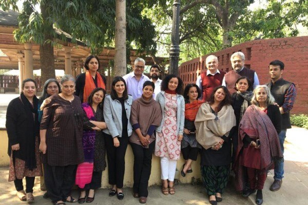 रमानी के समर्थन में कई पत्रकार भी पहुंचे थे जब उन पर मानहानि का केस किया गया था. तस्वीर: ट्विटर