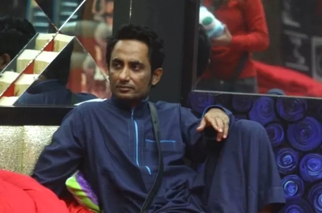 जुबैर खान खुद को डॉन बताकर घर के अंदर सेलेब्स को धमकी देते थे. जिसके बाद सलमान खान ने उनकी जमकर क्लास लगाई थी.