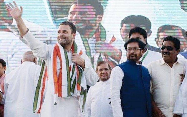 राहुल गांधी ने गुजरात के विधानसभा चुनाव में रफाल को मुद्दा बनाने की कोशिश की थी.