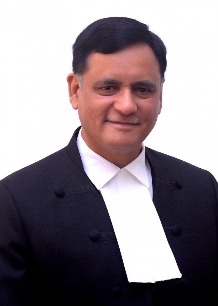 जस्टिस राजशेखर अत्री (रिटायर्ड), अध्यक्ष, स्टेट कंज़्यूमर फोरम, चंडीगढ़.