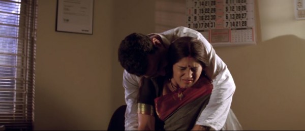 सयाजी शिंदे महज़ अपनी देहबोली से दर्शकों को डरा देते हैं.