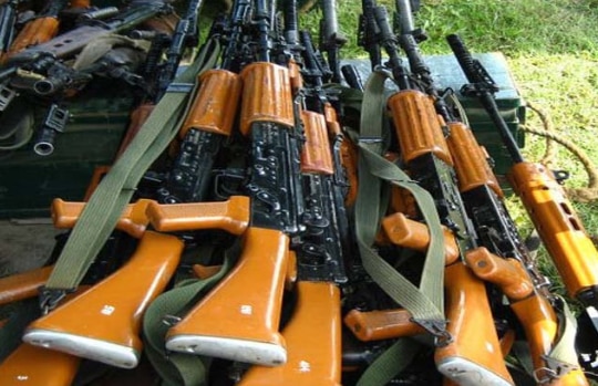 रायफ़लों के साथ सबसे बुनियादी ज़रुरत होती है दूर तक मार. यही INSAS के साथ नहीं थी.