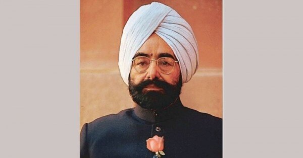 1980-82 के दौरान होम मिनिस्टर रहे ज्ञानी ज़ैल सिंह 1982 में देश के राष्ट्रपति बने.