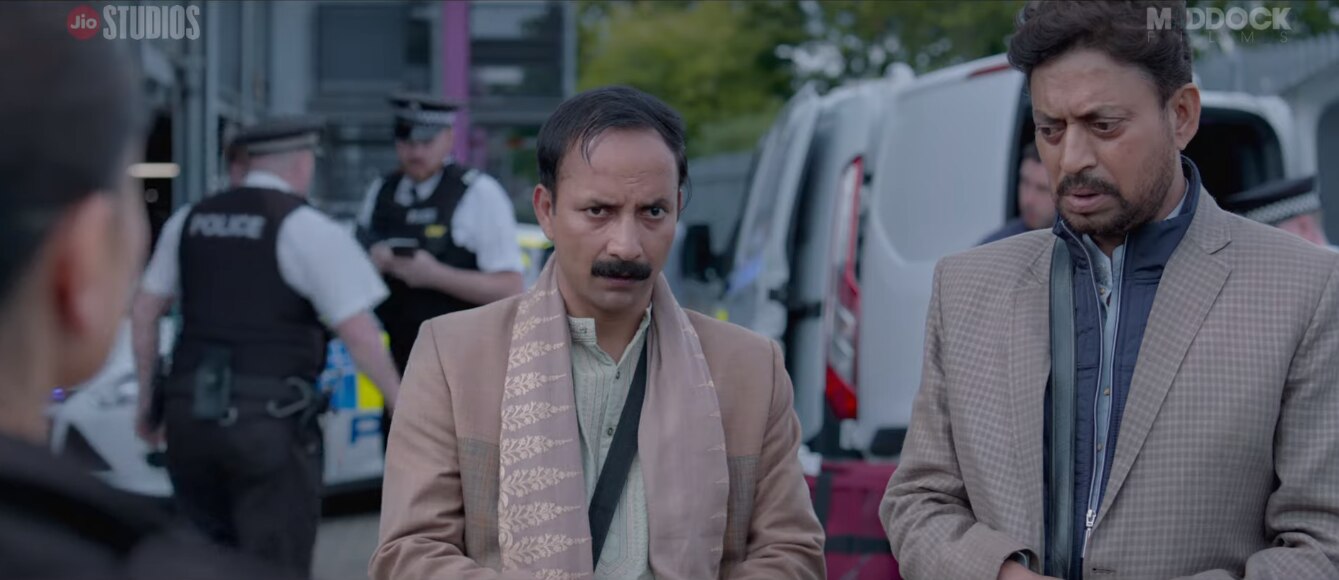 ट्रेलर देखकर लगता है इस फिल्म की हाइलाइट 'तनु वेड्स मनु' के बाद एक बार फिर से दीपक डोबरियाल की कॉमिक परफॉरमेंस होगी. ट्रेलर देखकर लगता है इस फिल्म की हाइलाइट 'तनु वेड्स मनु' के बाद एक बार फिर से दीपक डोबरियाल की कॉमिक परफॉरमेंस होगी.