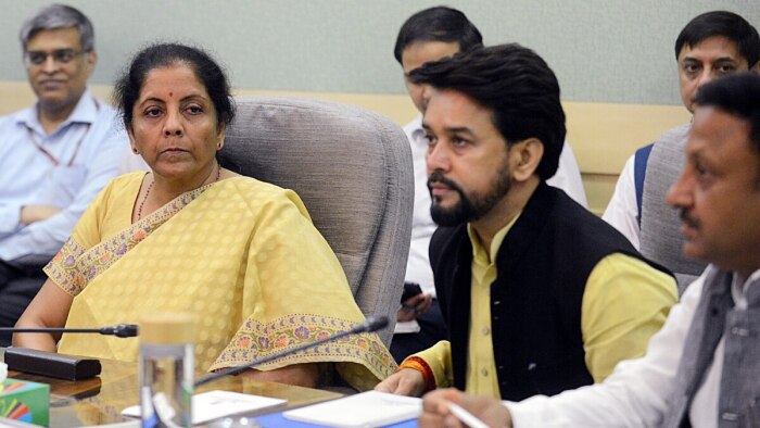 बाज़ार को सरकार से राहत की उम्मीद है. (फाइल फोटो- ANI) बाज़ार को सरकार से राहत की उम्मीद है. (फाइल फोटो- ANI)