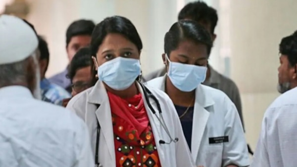 केरल से अबतक कोरोना वायरस के 118 केस आ चुके हैं. (तस्वीर: बिजनेस टुडे) Kerala Doctors
