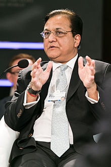 2012 में वर्ल्ड इकॉनमिक फोरम के दौरान राणा कपूर. फोटो: विकीमीडिया 2012 में वर्ल्ड इकॉनमिक फोरम के दौरान राणा कपूर. फोटो: विकीमीडिया