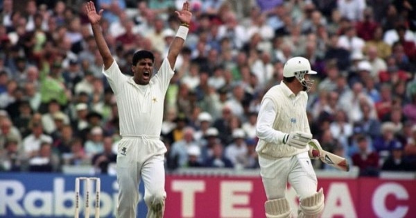 1992 दौरे पर वकार यूनुस. फोटो: Getty Waqar Enngland