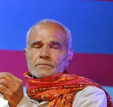 नीतीश के बिहार में उस शिक्षक को पुलिस ने पीटा, जिन्होंने एक गांव की तरक्की  के लिए जीवन खपा दिया - Bihar: Ghanshyam Shukla teacher wo did major works  in Panjwar village