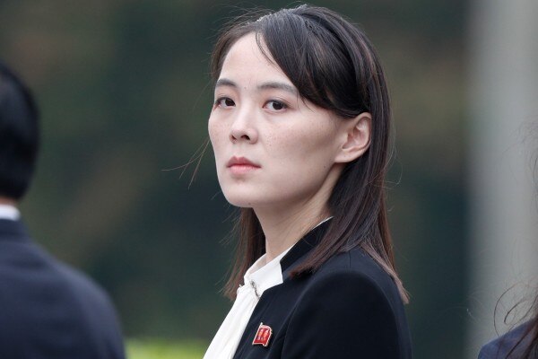 नॉर्थ कोरिया में किम के बाद सबसे ताकतवर जगह यो जोंग की ही है. (फोटो: AFP) Kim Joung Un Sister