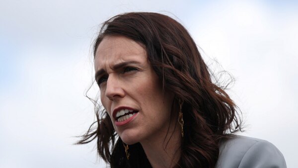 न्यू ज़ीलैंड की पीएम जसिंडा ऐडर्न (फोटो: रॉयटर्स) New Zealand Prime Minister Ardern