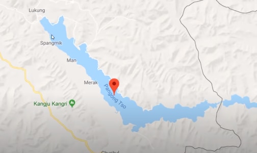 पैंगोग लद्दाख में है जो कि अब एक केंद्र शासित प्रदेश है. फोटो: गूगल मैप्स पैंगोग लद्दाख में है जो कि अब एक केंद्र शासित प्रदेश है. फोटो: गूगल मैप्स