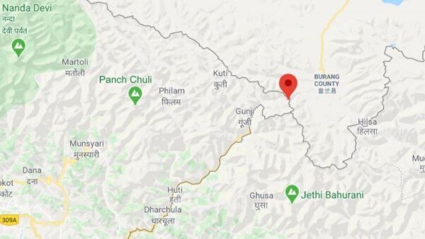 नक्शे में जो लाल निशान में जगह दिख रही है वही है लिपुलेख दर्रा. यह भारत, नेपाल और चीन सीमा के पास पड़ता है. (Google Map) नक्शे में जो लाल निशान में जगह दिख रही है वही है लिपुलेख दर्रा. यह भारत, नेपाल और चीन सीमा के पास पड़ता है. (Google Map)