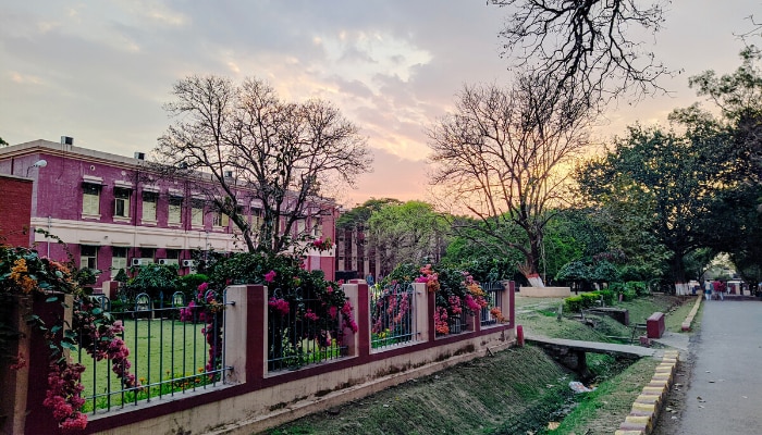 ISM Dhanbad Campus. Photo by: Ayush Parasar Untitled Design (2)