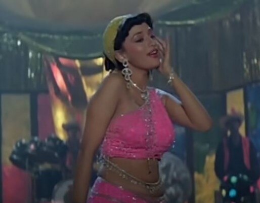 इस गाने के बाद माधुरी स्टार बन गई थीं. (तस्वीर: ट्विटर) Ek Do Teen