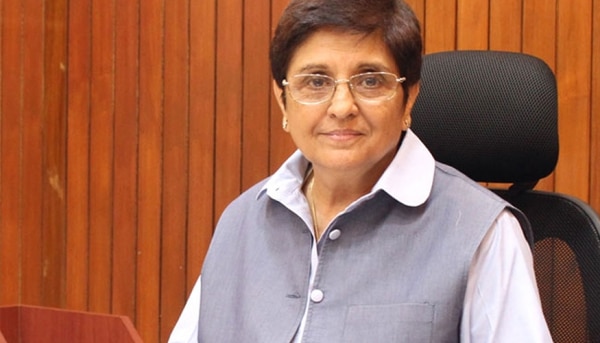भारत की पहली महिला IPS ऑफिसर होने का तमगा किरण बेदी को हासिल है. Kiran Bedi 2