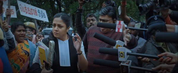 ज्योतिका के किरदार की लड़ाई पूरे सिस्टम से है. फोटो - ट्रेलर jyothika in ponmagal vandhal