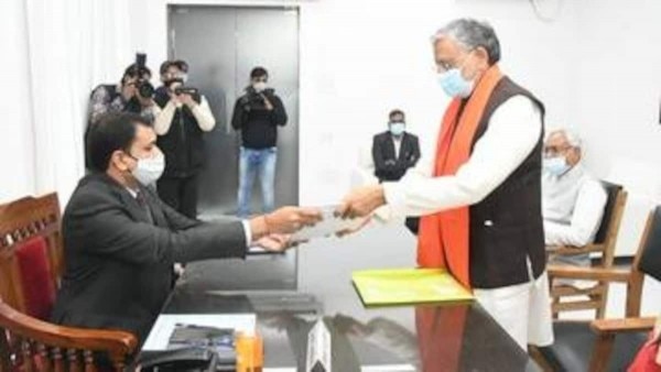 सुशील मोदी ने आज राज्यसभा उपचुनाव के लिए अपना नामांकन दाखिल किया है सुशील मोदी ने आज राज्यसभा उपचुनाव के लिए अपना नामांकन दाखिल किया है