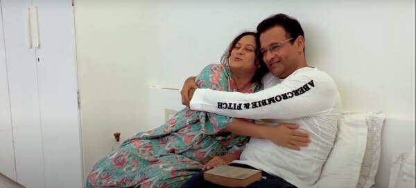 रोहित और मानसी ने 10 किरदार निभाए हैं. फोटो - ट्रेलर Locked In Love