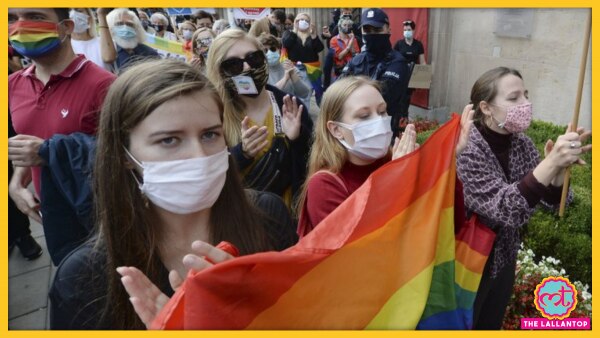 पोलैंड LGBTQ समुदाय के लिए सबसे असुरक्षित जगहों में से एक है (एएफपी) Poland Lgbtq Protest