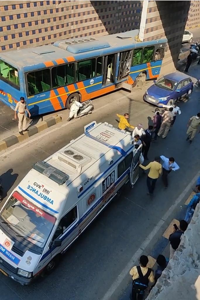 (फोटो - आजतक) Ahmedabad Bus Accident